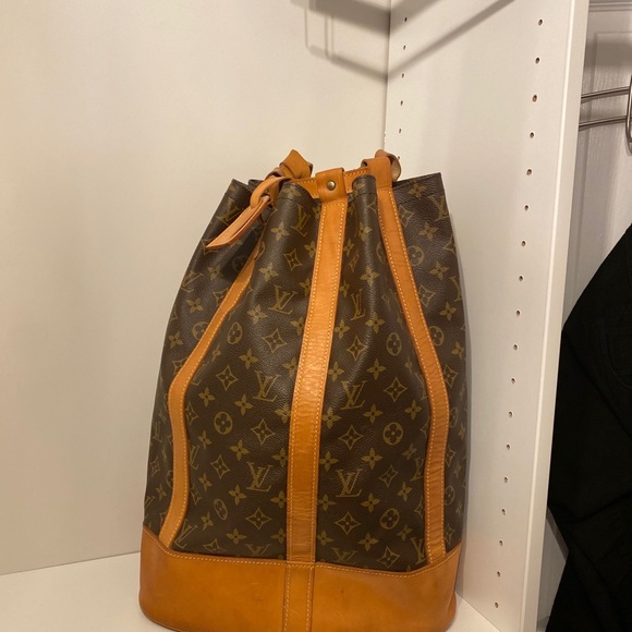 Louis Vuitton Randonnee GM backpack. - Picture 4 of 12